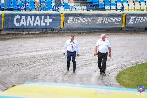 Żużel. Sędzia tłumaczy decyzję o przerwaniu meczu. Nie zgadza się z oskarżeniami prezesa klubu z Rzeszowa