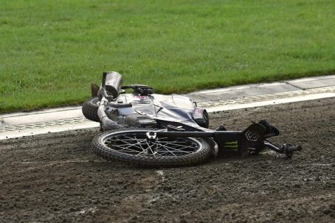 Żużlowe środowisko trzyma kciuki za Taia Woffindena! Liczne złamania i ogromny ból