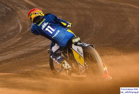 Żużel. Wiktor Lampart odrzuca pomoc z klubu! Menadżer zabrał głos