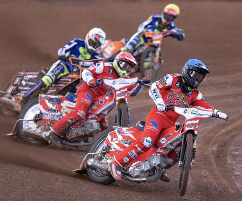 Premiership. Fatalny wypadek na koniec zmagań w Sheffield. Świetny występ Holdera