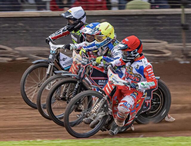 Premiership. Oxford wygrywa na finiszu. Świetny Sayfutdinov i bardzo słaby Lambert. 16. bieg w Sheffield!