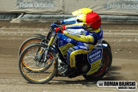 Ogromne emocje w Krajowej Lidze Żużlowej, Kolejarz Opole melduje się w play-off! [RELACJA]