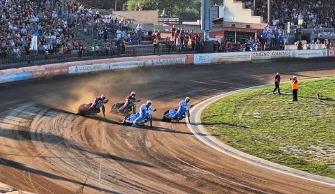 Unia Tarnów wygrywa KLŻ! Start Gniezno bez szans na odrobienie strat [RELACJA]