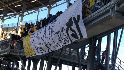 Mocny transparent kibiców! Stal Gorzów w napiętej atmosferze