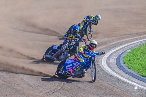 Żużel. Zlata Stuha dla Adama Bednara