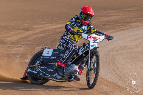 Piotr Pawlicki wyjechał na tor żużlowy! Sezon zbliża się wielkimi krokami