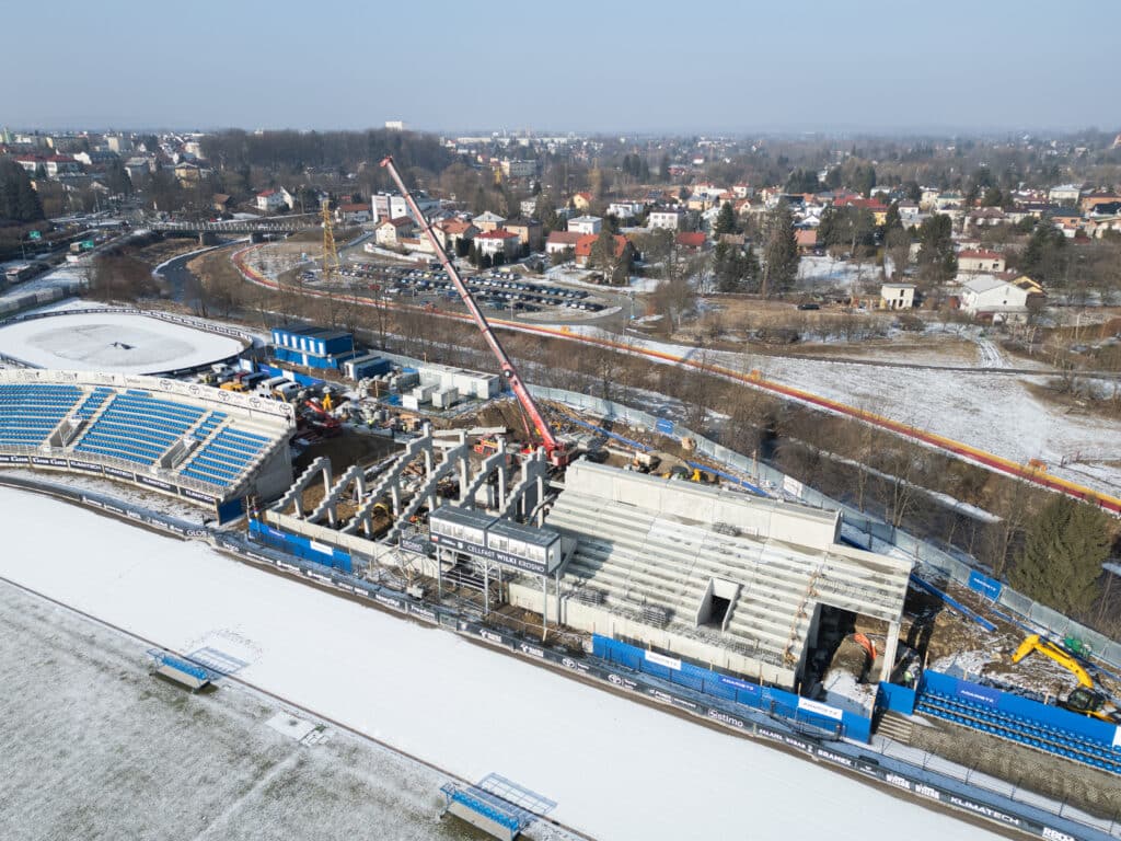 Najnowsze zdjęcia z budowy stadionu Cellfast Wilki Krosno! Ależ to będzie piękny stadion 2 DJI 0458