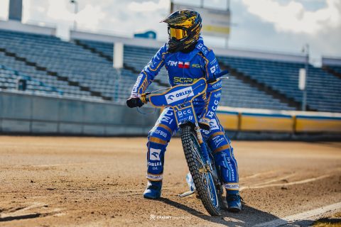 Trudności Zmarzlika w pierwszych zawodach! Czy to efekt testowania nowych rozwiązań?