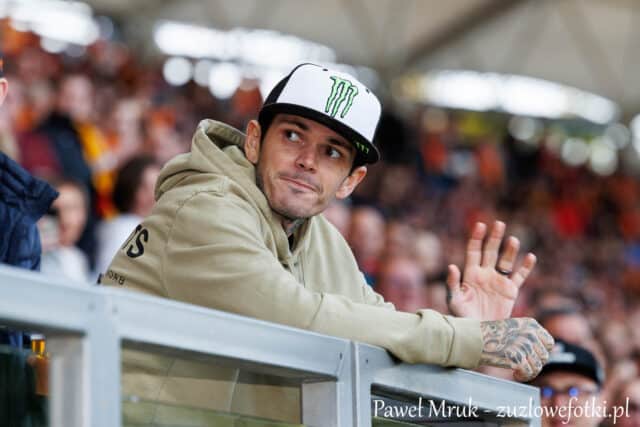 Niewiarygodny powrót! Tai Woffinden pojawił się na obchodzie toru!