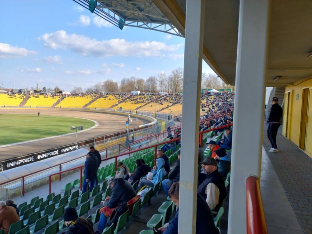 2306f8a8 846f 4ded 8cc6 90d94966ce75