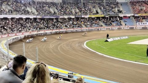 Żużel. Fantastyczny mecz na Motoarenie! Walka o zwycięstwo trwała do ostatnich wyścigów