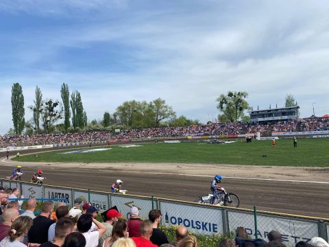 Kacper Woryna liderem w Złotym Kasku! Zawodnik Włókniarza niepokonany po 3 seriach