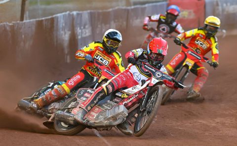 Belle Vue Aces nie pozostawiło złudzeń rywalom! Kapitalny mecz Bewleya