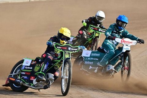 Żużel w TV. Gdzie oglądać Falubaz – ROW?