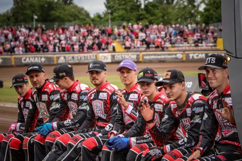 Żużel. Kolejny cios dla Moonfin Malesa Ostrów! Berntzon z urazem, a Becker już po sezonie