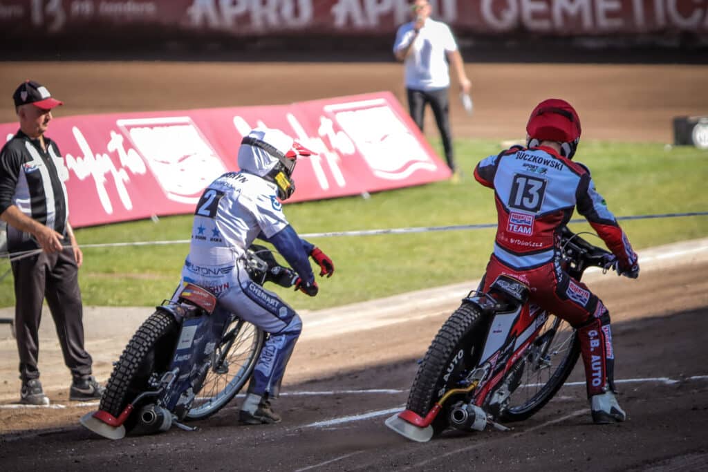 Tabela Metalkas 2. Ekstraligi. Polonii odjeżdża fotel lidera! 2 Żużel mecz Metalkas 2. Ekstraligi Tarnów Bydgoszcz