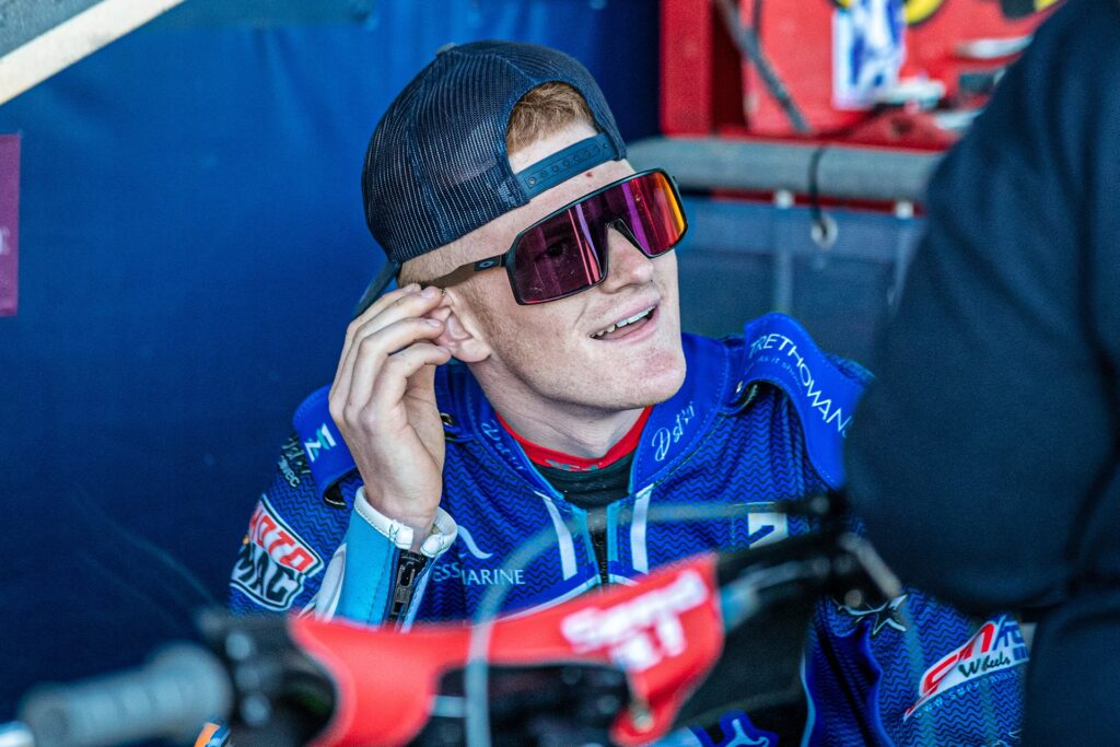 Żużel. Ostrovia po kontuzji swojego lidera zakontraktowała nowego zawodnika. 23-latek regularnie występuje w lidze angielskiej 