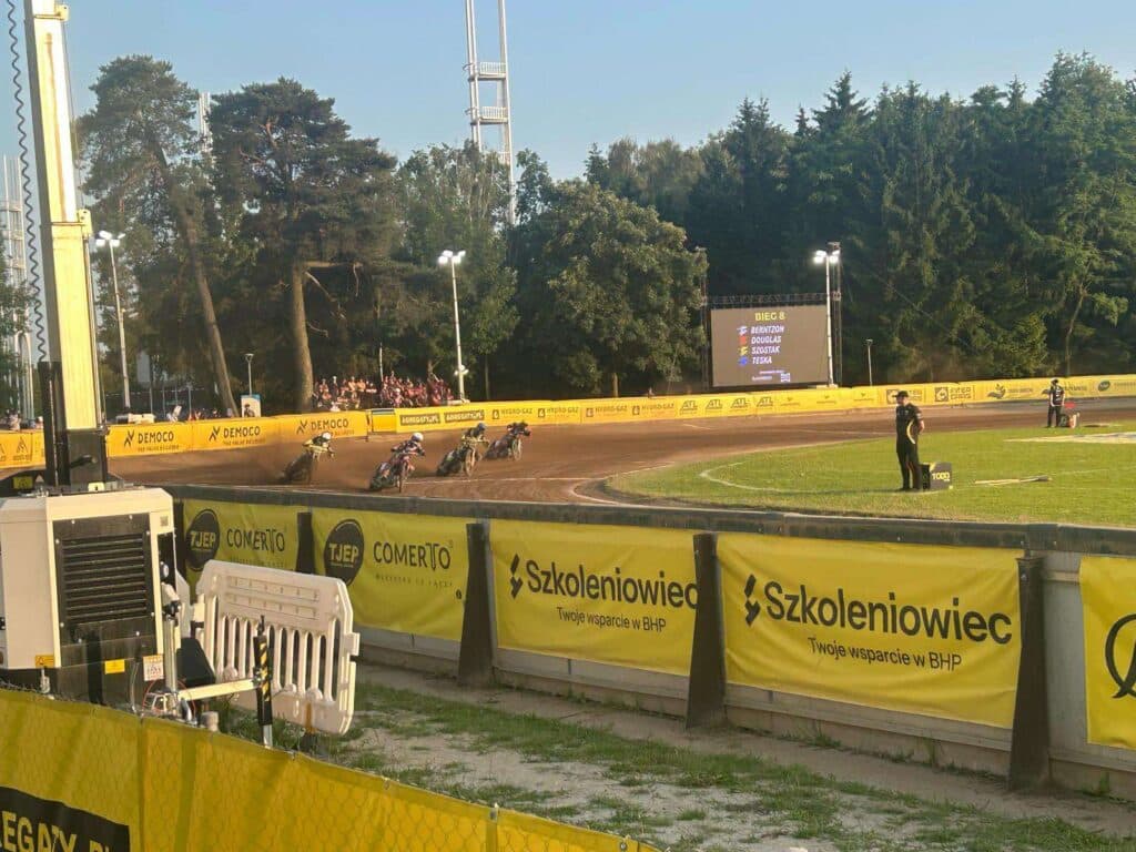 Derby dla PSŻ Poznań! Ostatni wyścig decydował! 3 496515043 2035773433613142 1116927342828057568 n