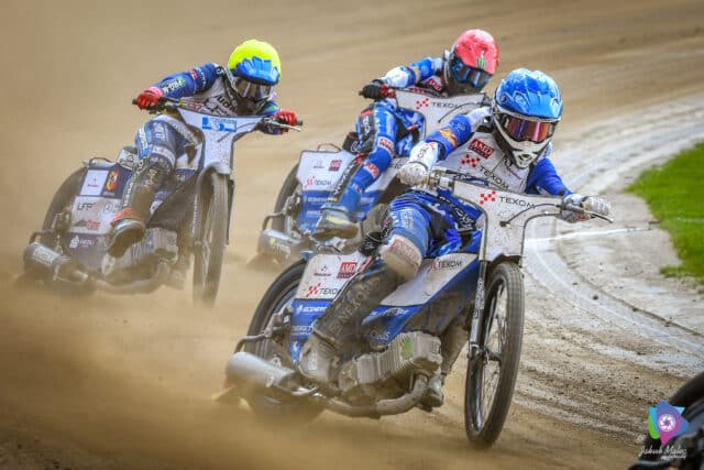 Stal Rzeszów wykorzystała błędy Unii Leszno! „Żurawie” triumfują w pierwszym półfinale