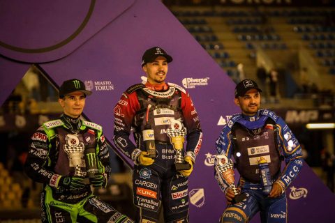 Dudek liderem IMP po 1. rundzie! Ścisk za jego plecami