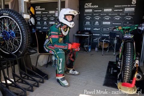 Żużel. Wielki pech juniora Włókniarza Częstochowa! Wrócił i ponownie musi odpocząć od żużla