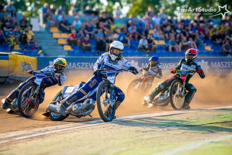 DMPJ. Motor i GKM zmiażdżyli swoich rywali. Niesamowity Bańbor i juniorzy GKM-u
