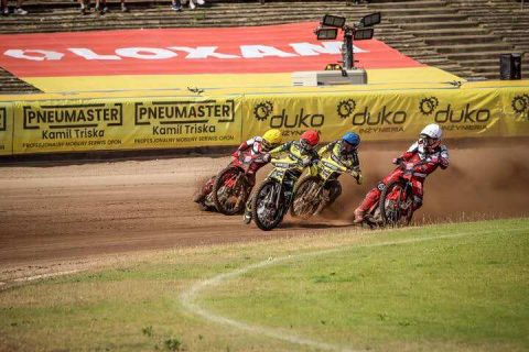 Polonia wywozi trzy punkty z Poznania! Udany powrót Łoktajewa