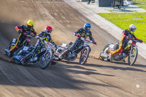 Falubaz jedzie o play-off! Ich rywalem wicemistrz Polski [AWIZOWANE SKŁADY]