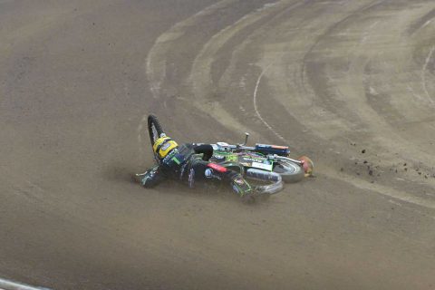 Nicki Pedersen z żółtą kartką! Sędzia nie dał się nabrać na manewr Duńczyka