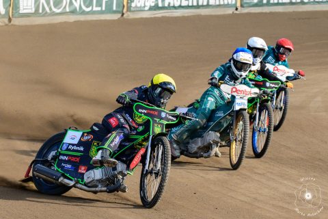 ROW Rybnik minimalnie lepszy od Falubazu! Wyśmienity występ Madsena [RELACJA]