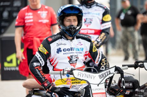 Zawodnik Wilków Krosno przeszedł badania po groźnej kraksie! Wiemy, co z jego zdrowiem