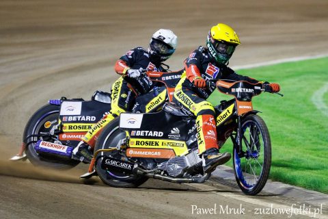 Żużel. Sparta Wrocław z brązowym medalem! GKM kończy sezon w stylu [RELACJA]