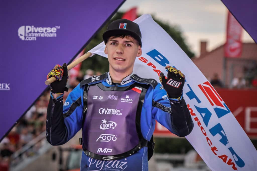 20250719 185829350 iOS