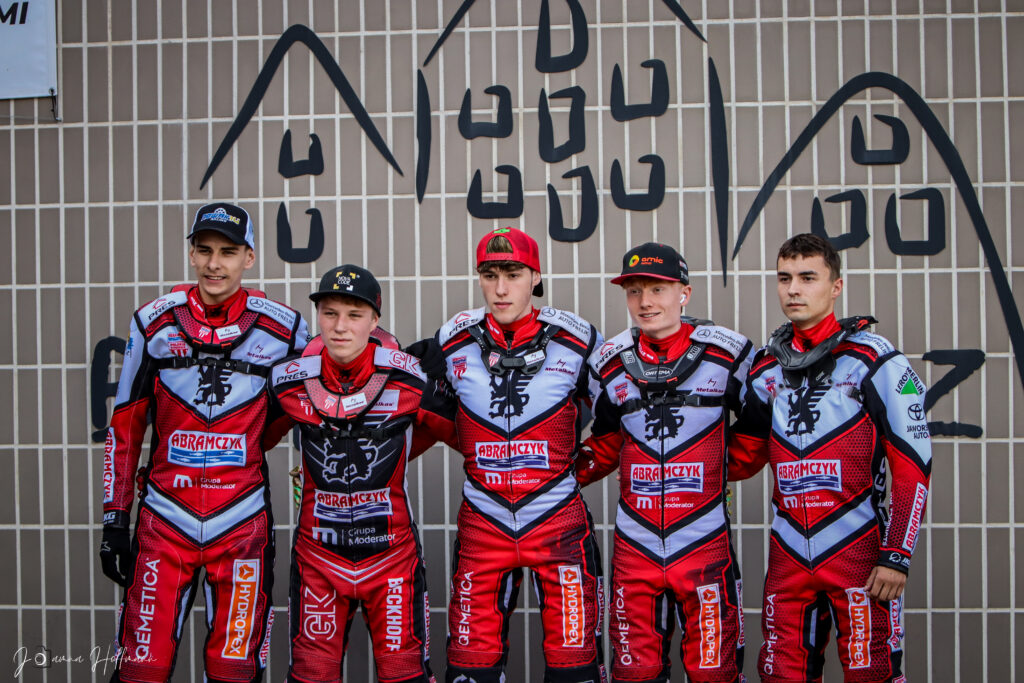 20250806 165545140 iOS