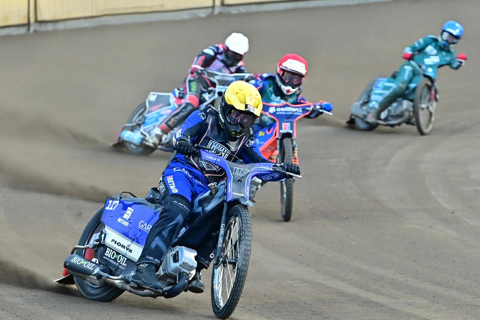 25f4d95b e680 4428 b72e a679d953ff74