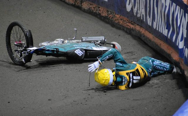 Żużel. Pawlicki wykluczony po starciu z Madsenem! Kontrowersyjna decyzja sędziego i mocne słowa Polaka