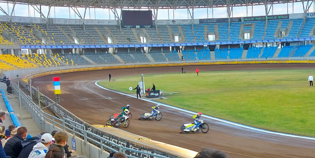 c62d3282 0d5e 41cf a5f9 0f3249a0cada