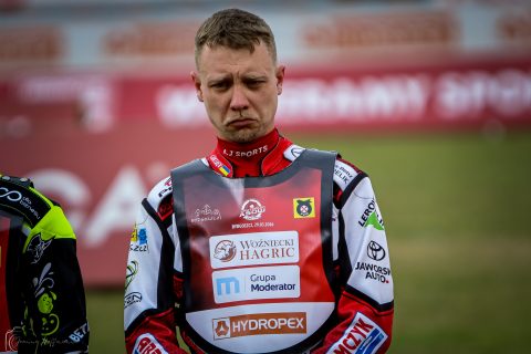 Żużel. Czeka i wciąż bez szans. Sytuacja robi się trudna