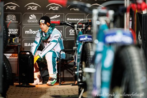 „Fatalny początek sezonu”. Dominik Kubera uderza – Falubaz ma problem