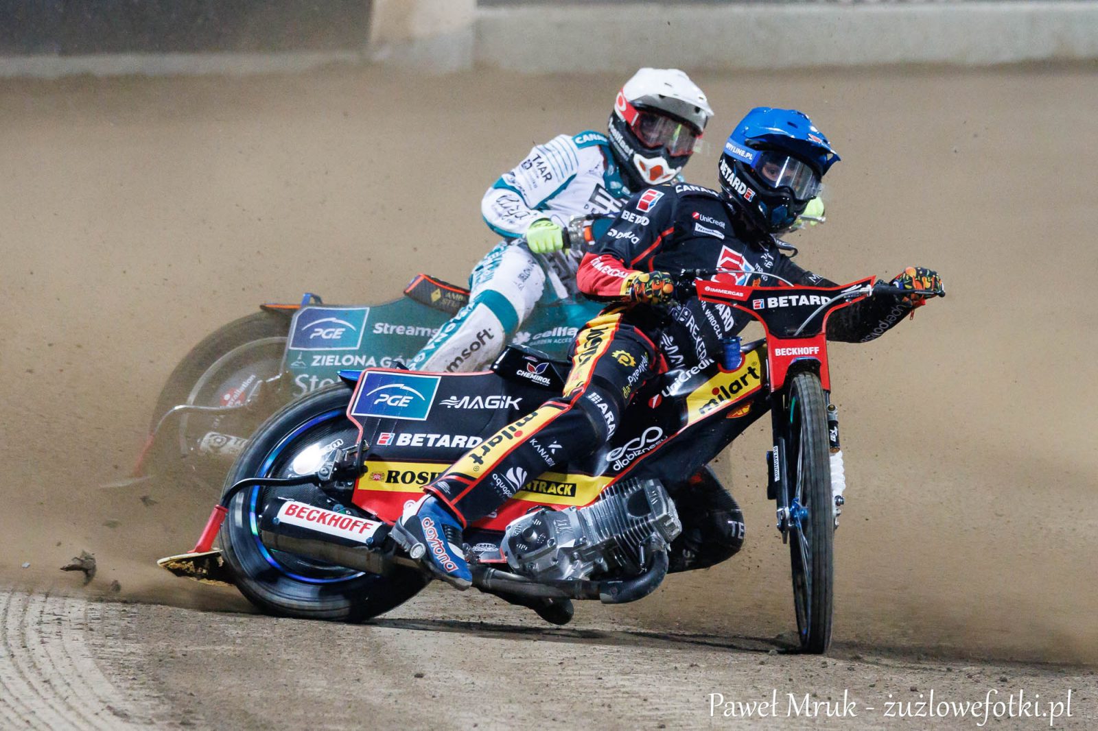 Żużel w TV w tym tygodniu. Gdzie oglądać najważniejsze mecze i hity? 3 Gdzie oglądać żużel w tym tygodniu? Znamy plan transmisji na ten tydzień