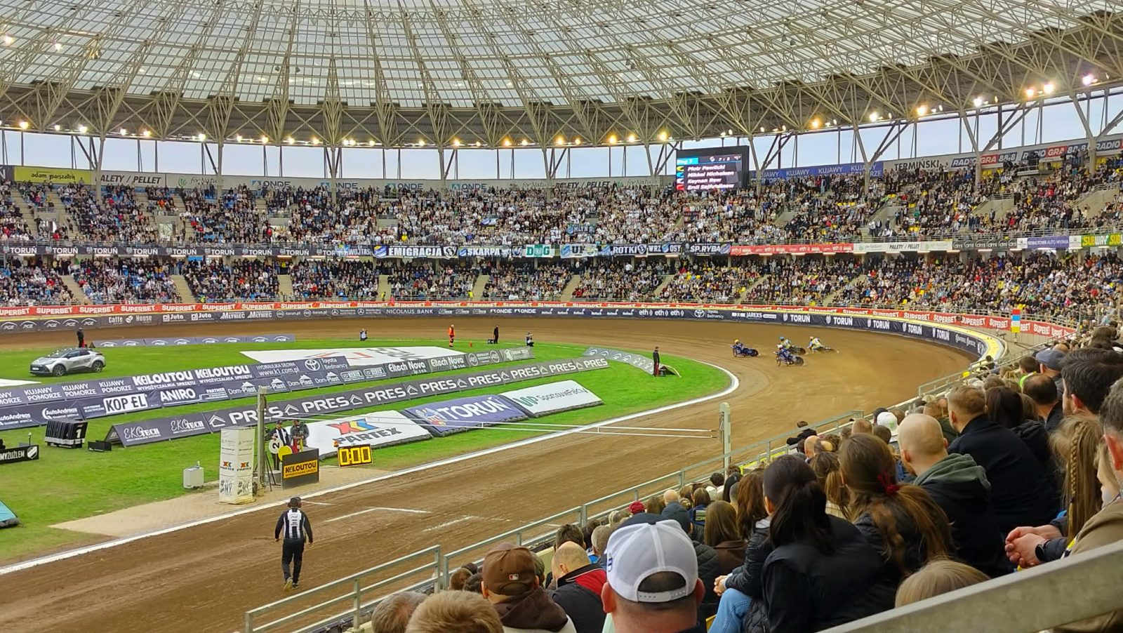 2270ab69 67b6 4247 8788 22b1574f0525