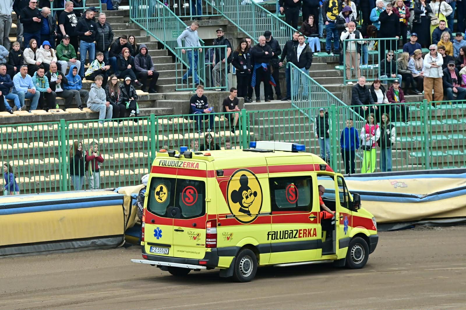 2c69c3e5 8cb4 4273 afc7 a95dd7c34a3b 1