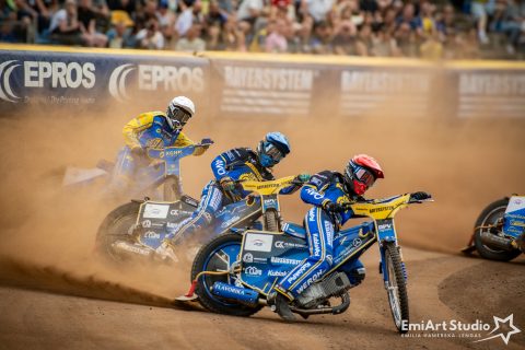 Żużel w TV w tym tygodniu. Gdzie oglądać najważniejsze mecze i hity?