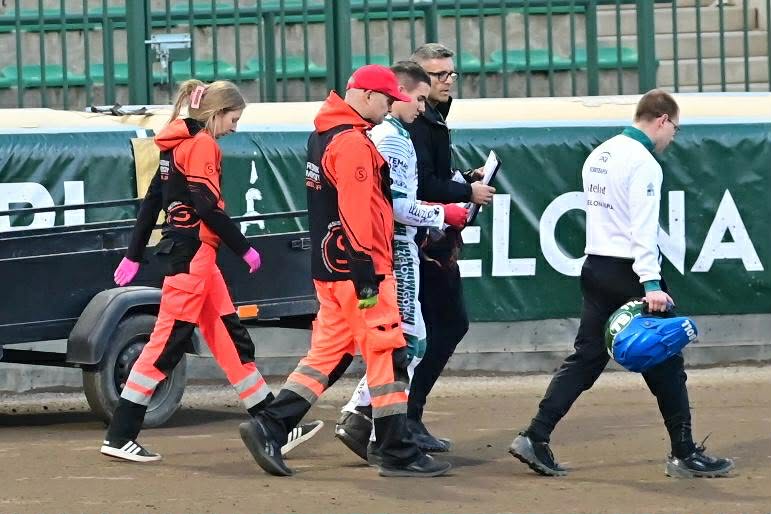 5d180402 71ee 4113 9485 aa5f93afec8c