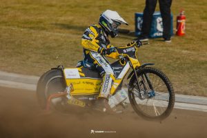 Antoni Mencel upadek i szok w Ostrowie!