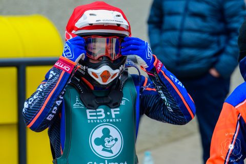 Gdzie oglądać żużel dzisiaj? Dwie transmisje i relacje LIVE bieg po biegu