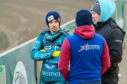 Żużel. Tomasz Bajerski przed ligą. „Sparingi nic nie znaczą” – trener uspokaja po problemach